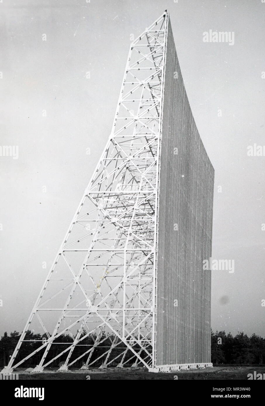 Photograph of a large flat reflecting surface used to pick up radio