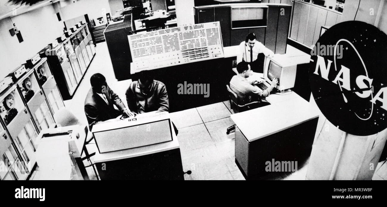 20th century computer hi-res stock photography and images - Alamy