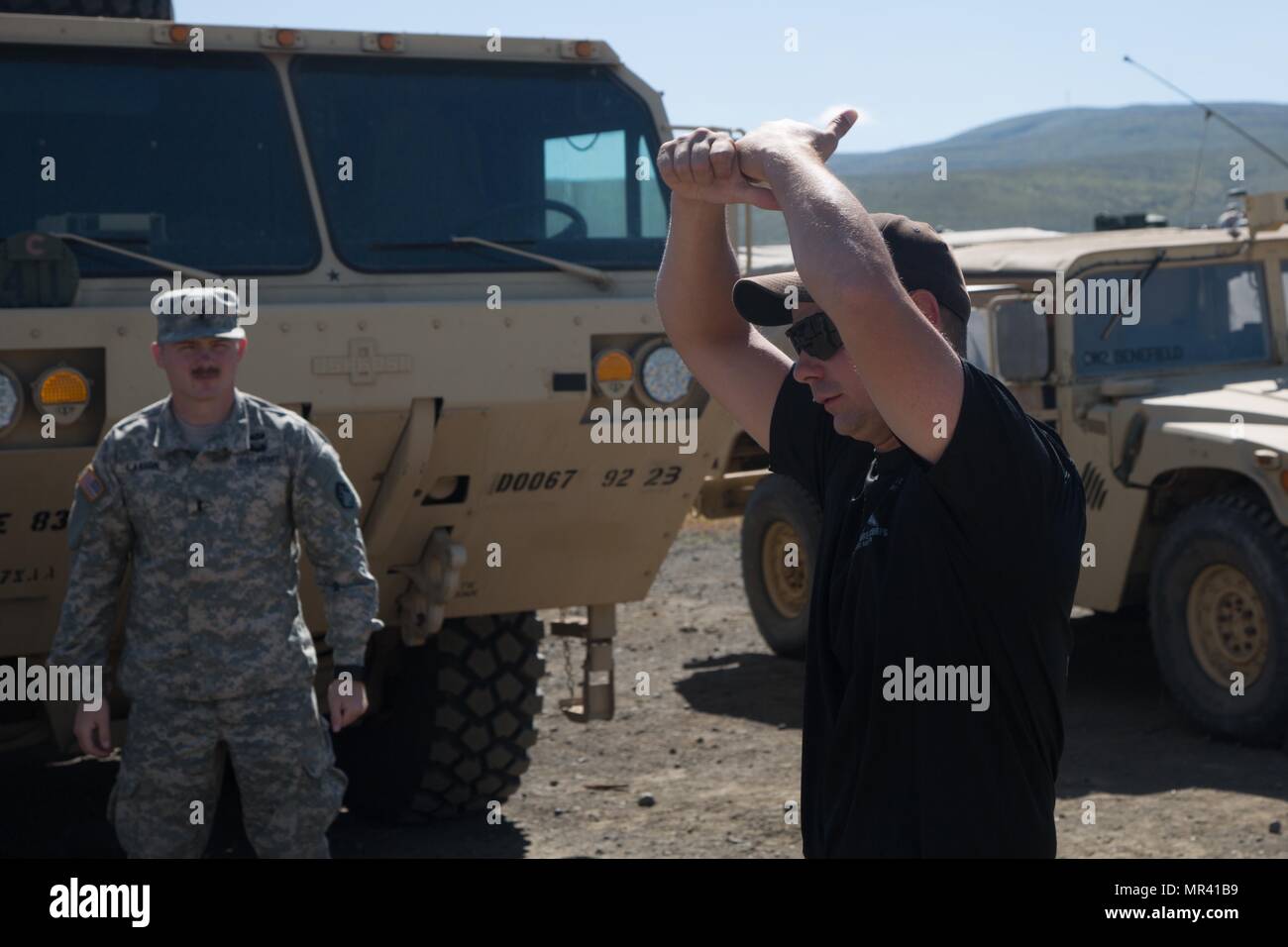 External sling load operations hi-res stock photography and images - Alamy
