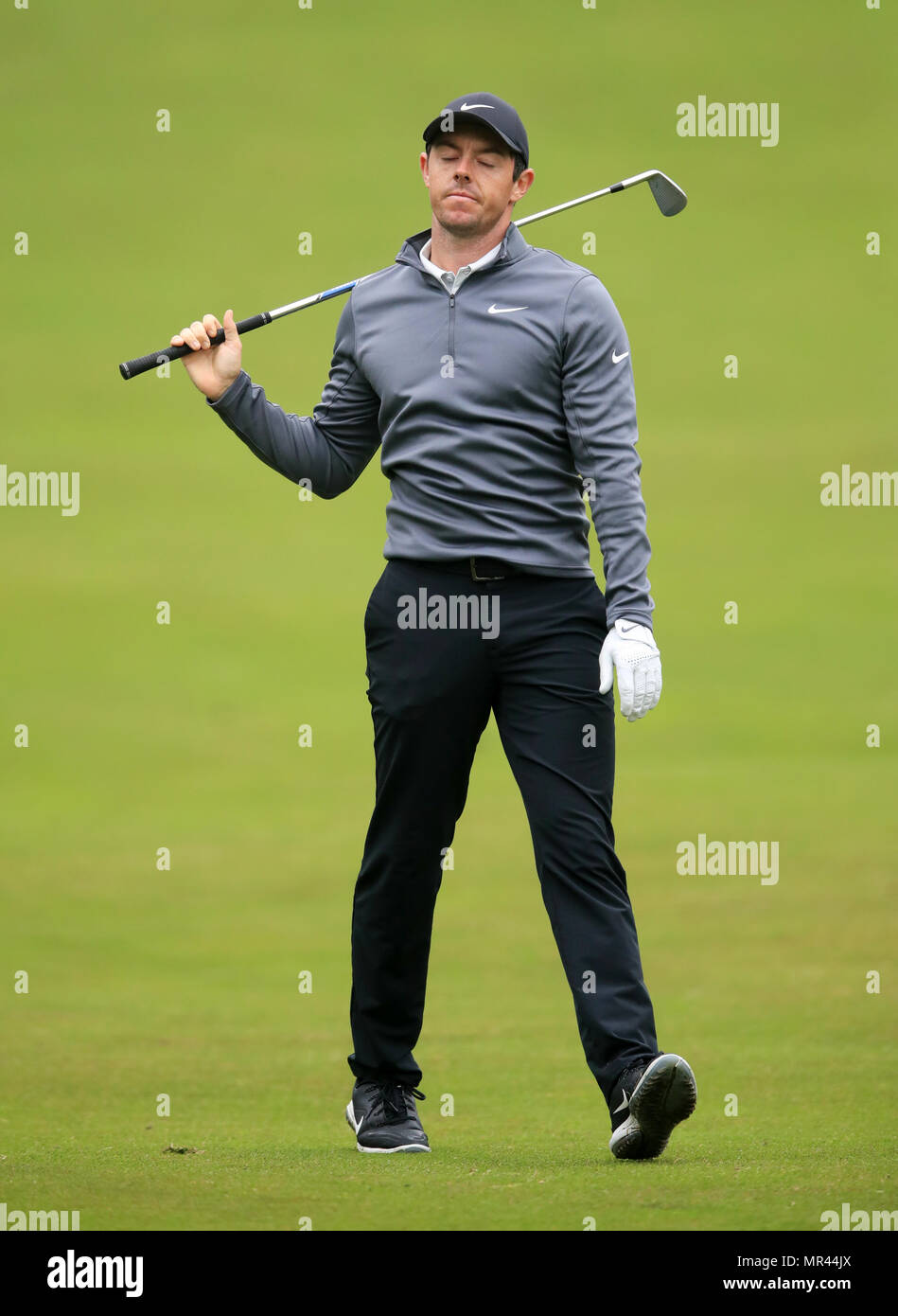 Norther Ireland's Rory McIlroy looks dejected on the 4th fairway during day two of the 2018 BMW PGA Championship at Wentworth Golf Club, Surrey. Stock Photo