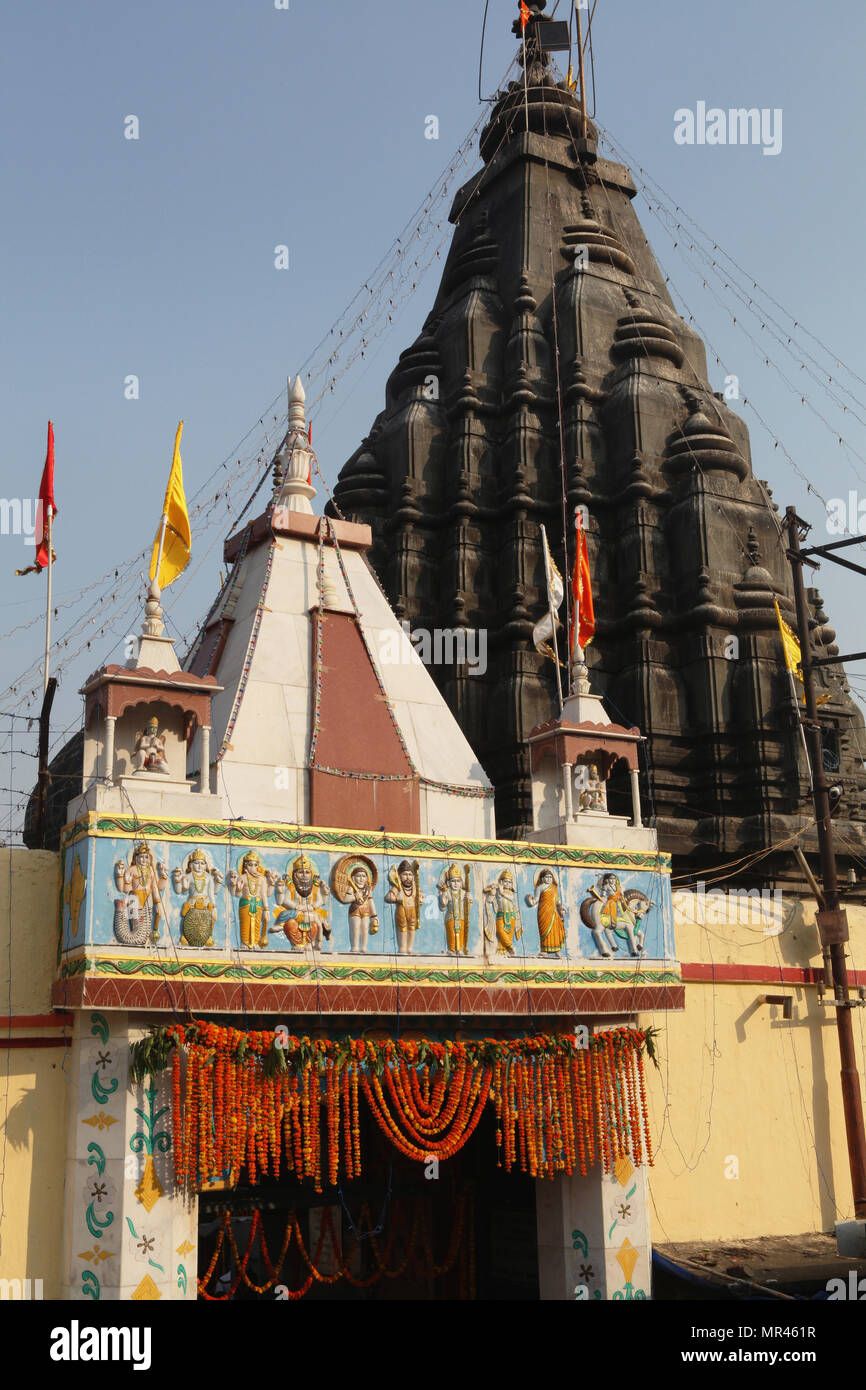Vishnupad temple hires stock photography and images Alamy