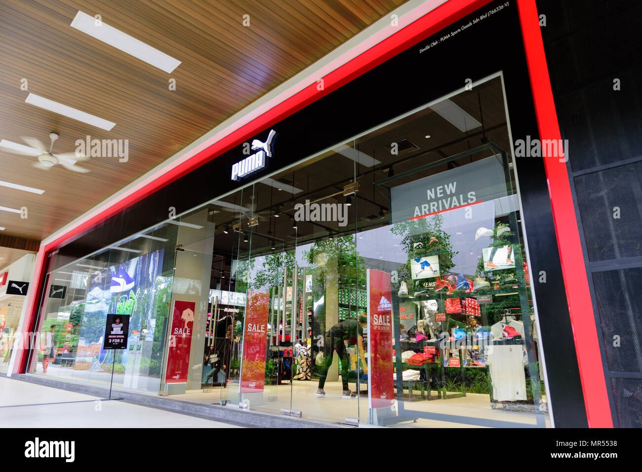 Penang, Malaysia - Nov 11, 2017: Puma shop. PUMA SE, branded as PUMA, is a  German multinational company that designs and manufactures athletic and cas  Stock Photo - Alamy
