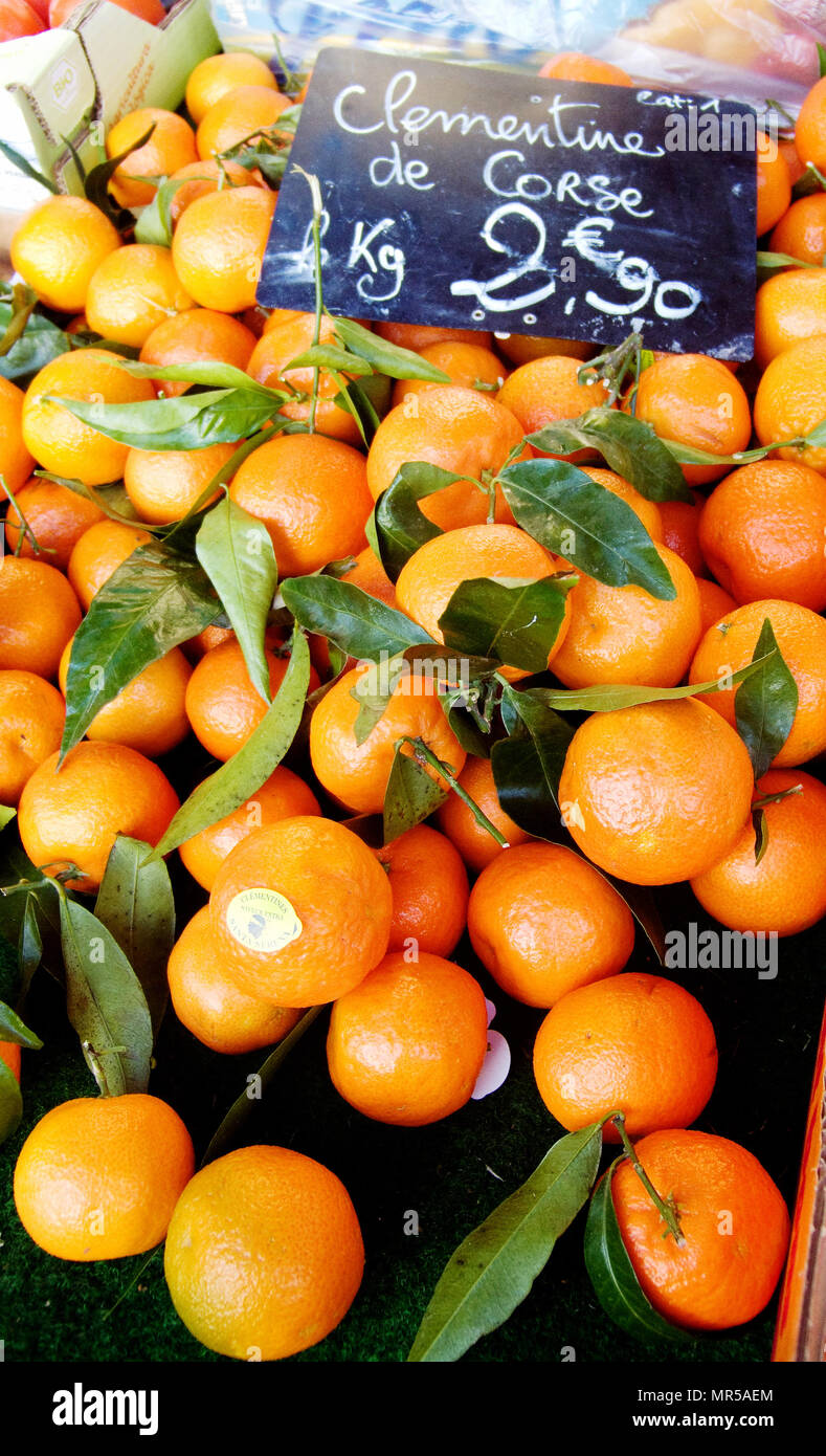 Rennes, FRANCE, "General View Clementines on display", at the Saturday