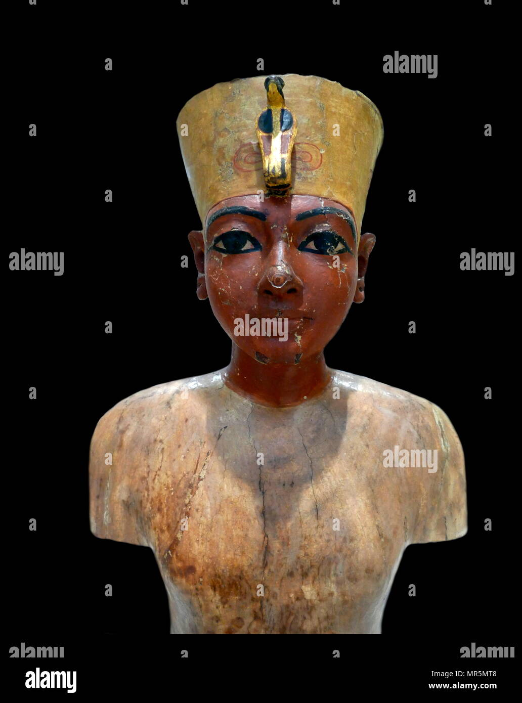 Portrait bust tutankhamen hires stock photography and images Alamy