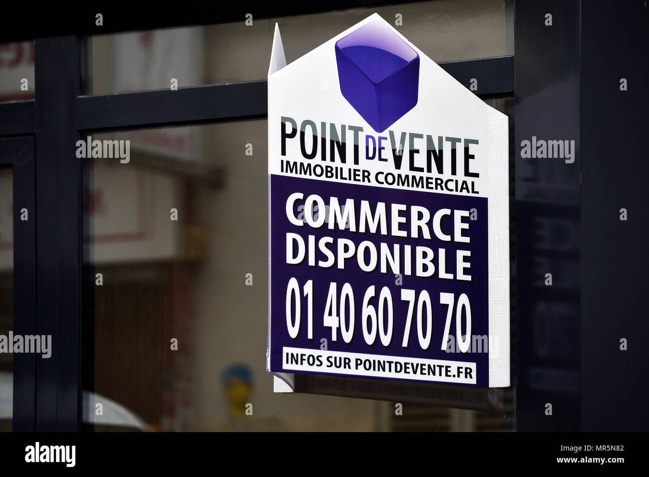 Shop to rent Montmartre Paris France Stock Photo Alamy