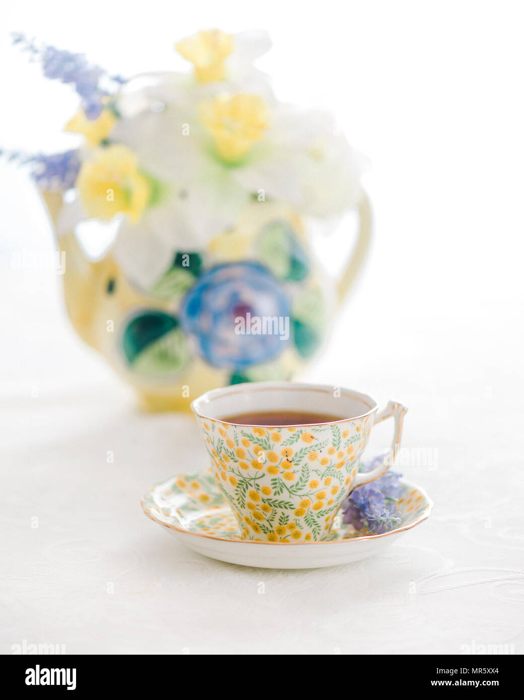 Fruit & Flowers Pear Teapot main image 0