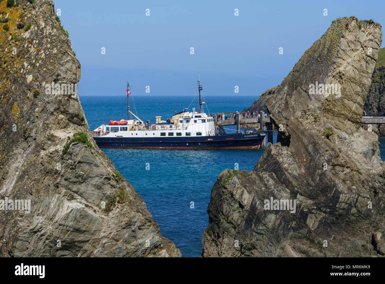 Tourists land from MS Oldenburg on Lundy Island in Devon Stock Photo