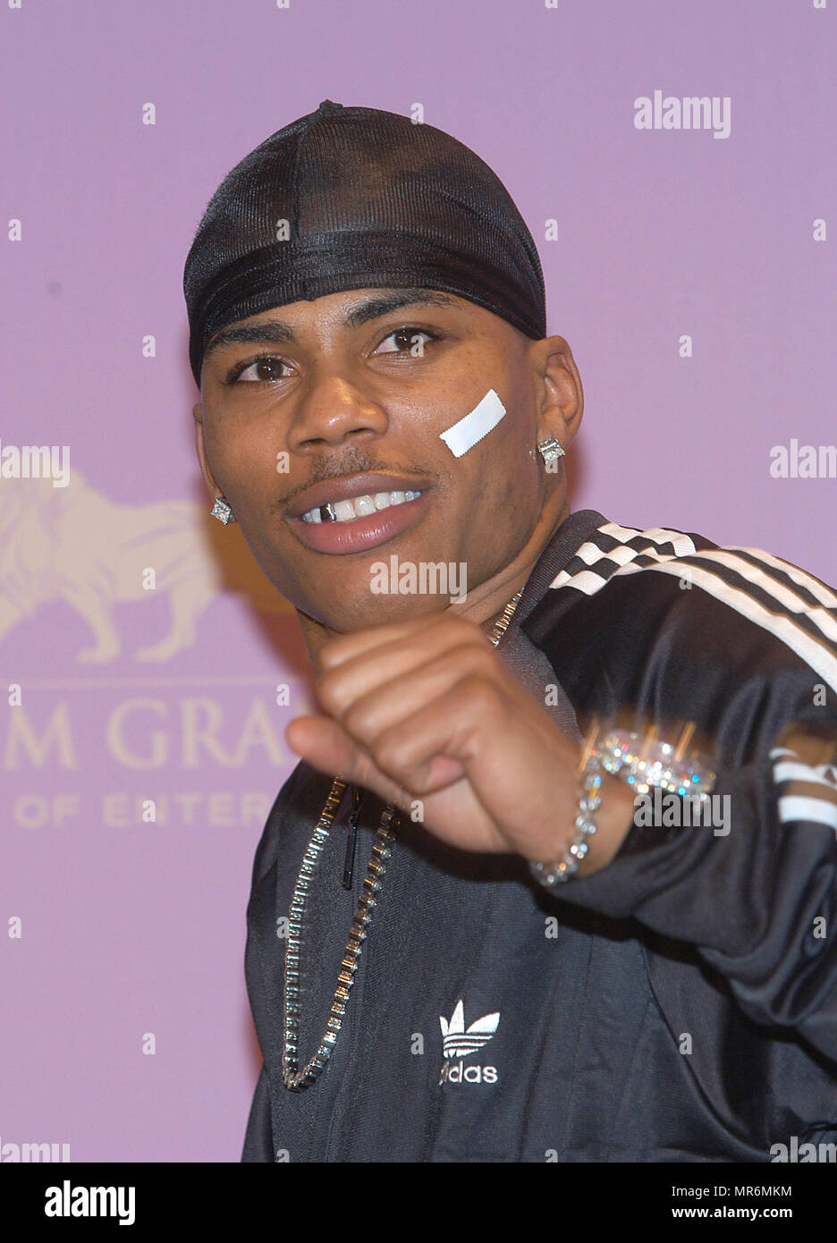 Nelly backstage at the 2002 Fox Billboard Music Awards held at the MGM Grand Hotel in Las Vegas, NV., December 9, 2002.Nelly02B Red Carpet Event, Vertical, USA, Film Industry, Celebrities,  Photography, Bestof, Arts Culture and Entertainment, Topix Celebrities fashion /  Vertical, Best of, Event in Hollywood Life - California,  Red Carpet and backstage, USA, Film Industry, Celebrities,  movie celebrities, TV celebrities, Music celebrities, Photography, Bestof, Arts Culture and Entertainment,  Topix, headshot, vertical, one person,, from the year , 2002, inquiry tsuni@Gamma-USA.com Stock Photo