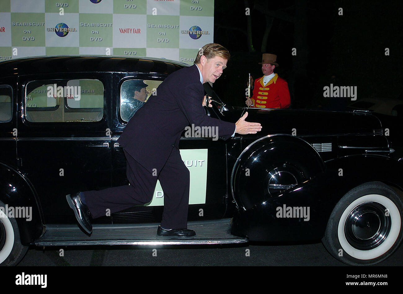 William H Macy at the party to celebrate the release of ' Seabiscuit ' on DVD at the Beverly Hills Hotel in Los angeles. December 15, 2003.MacyWilliamH13 Red Carpet Event, Vertical, USA, Film Industry, Celebrities,  Photography, Bestof, Arts Culture and Entertainment, Topix Celebrities fashion /  Vertical, Best of, Event in Hollywood Life - California,  Red Carpet and backstage, USA, Film Industry, Celebrities,  movie celebrities, TV celebrities, Music celebrities, Photography, Bestof, Arts Culture and Entertainment,  Topix, vertical, one person,, from the year , 2003, inquiry tsuni@Gamma-USA. Stock Photo