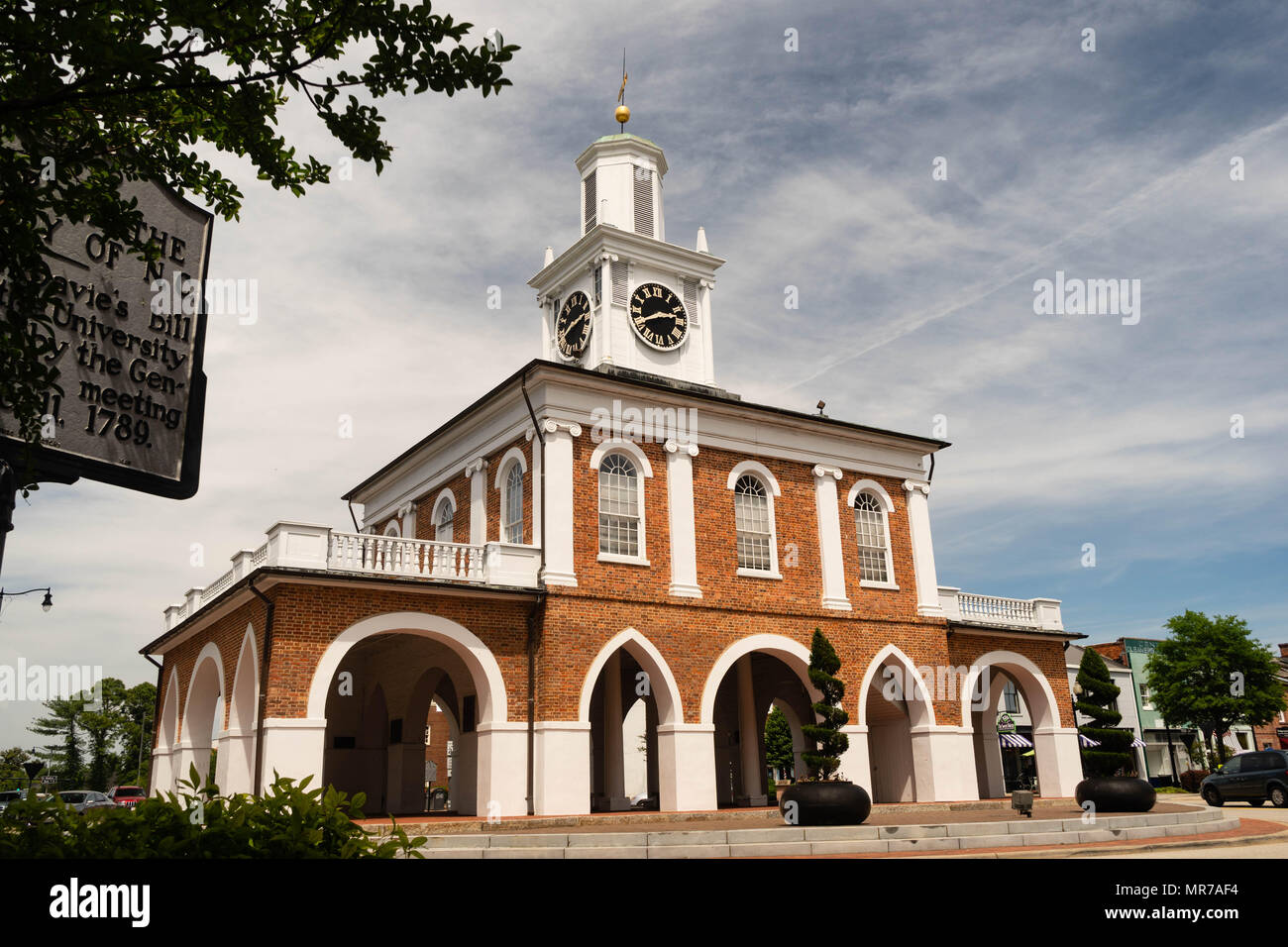 Historical architecture inside a Hay Street roundabout in downtown