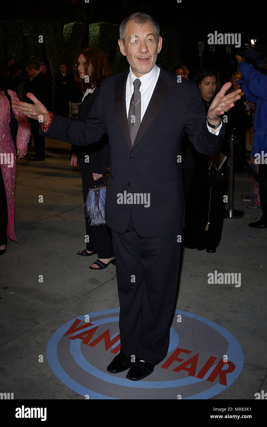 Ian McKellan arriving at the Vanity fair Oscars Party at the Morton Restaurant in Los Angeles. February 29, 2004.McKellanIan105 Red Carpet Event, Vertical, USA, Film Industry, Celebrities,  Photography, Bestof, Arts Culture and Entertainment, Topix Celebrities fashion /  Vertical, Best of, Event in Hollywood Life - California,  Red Carpet and backstage, USA, Film Industry, Celebrities,  movie celebrities, TV celebrities, Music celebrities, Photography, Bestof, Arts Culture and Entertainment,  Topix, vertical, one person,, from the year , 2003, inquiry tsuni@Gamma-USA.com Fashion - Full LengthM Stock Photo