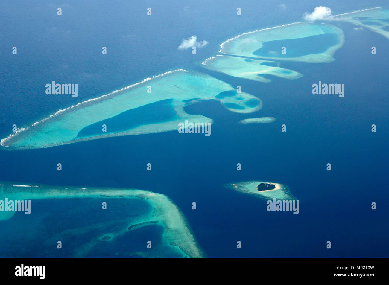 Maldives, island, aerial view | Malediven, Insel, Luftaufnahme Stock Photo