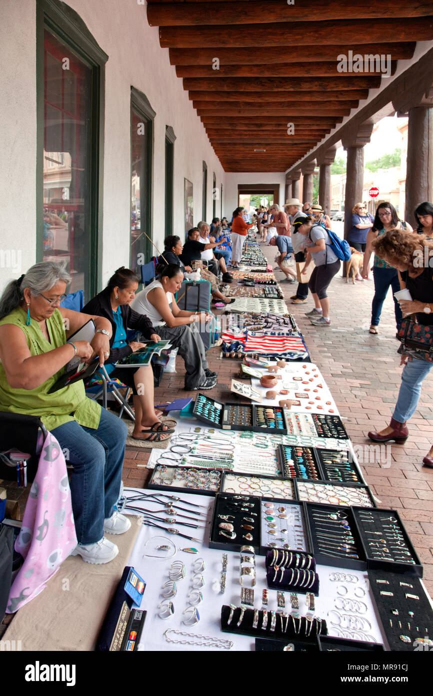 Indian jewelry hires stock photography and images Alamy
