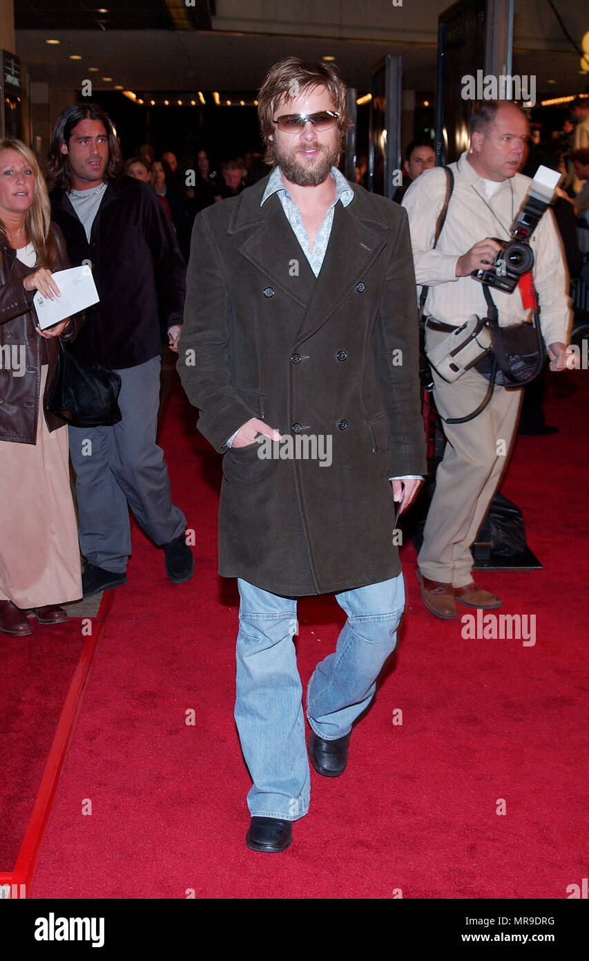 Brad Pitt Arriving At The Premiere Of Panic Room At The