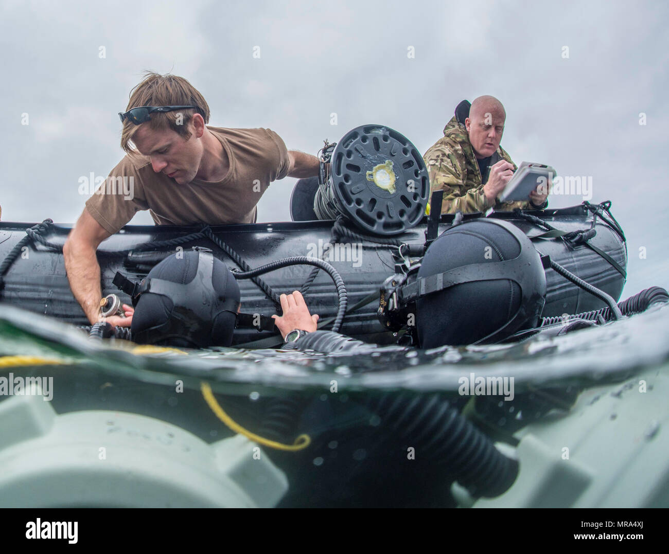 Mk 16 rebreather hires stock photography and images Alamy