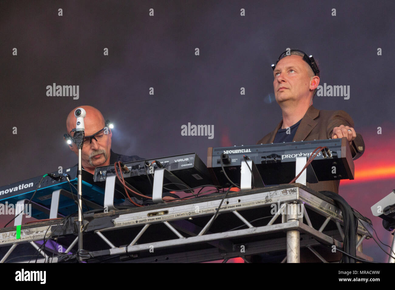 Orbital phil hartnoll, paul hartnoll hires stock photography and images Alamy