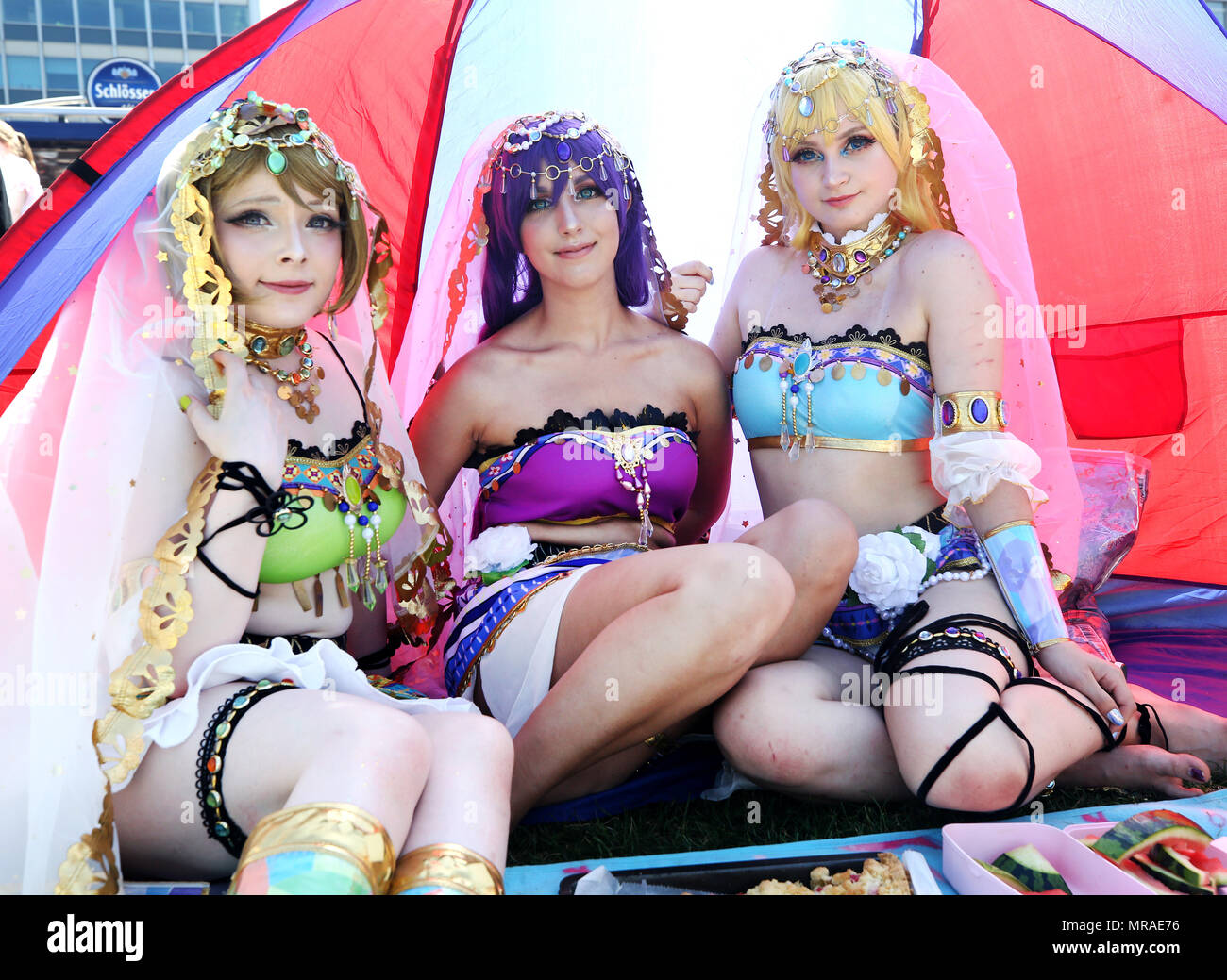 Duesseldorf, Germany, 26 May 2018, Young cosplayers take part in the 17th Japan Day festivities. With its 7000 members, Duesseldorf's Japanese community is the third largest in Europe. Photo: Roland Weihrauch/dpa Stock Photo