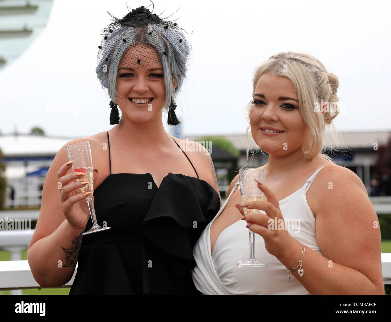Chester Racecourse, Chester, UK. 26th May, 2018. Chester Races, Roman Day; Racegoers enjoying the champagne before the racing starts Credit: Action Plus Sports/Alamy Live News Stock Photo