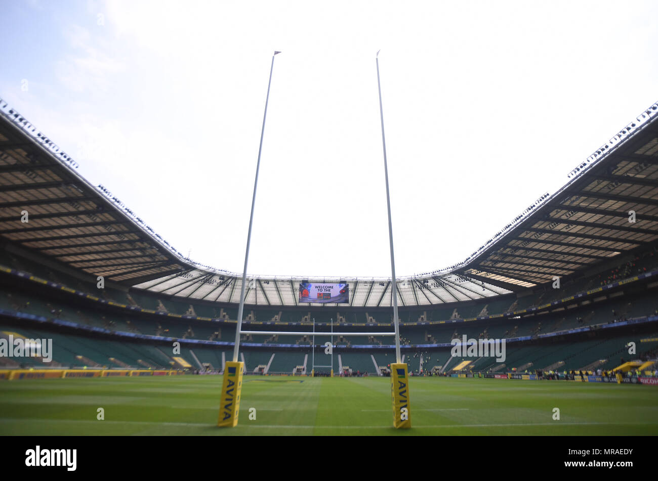 Rugby twickenham royal box hi-res stock photography and images - Alamy