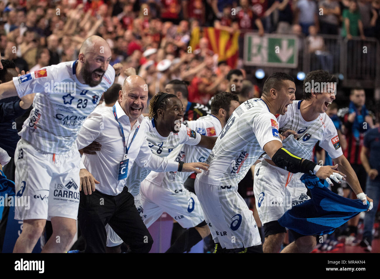 26 May 2018, Germany, Cologne: Handball, Champions League, Vardar Skopje vs  Montpellier HB, semi-finals at the Lanxess Arena. Montpellier's players  celebrate their victory. Photo: Federico Gambarini/dpa Stock Photo - Alamy