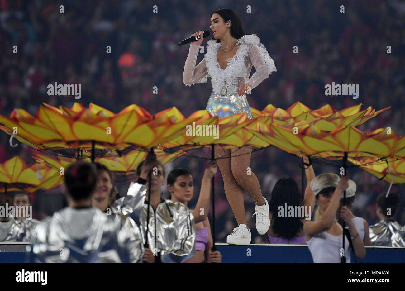 Kiev, Ukraine, 26 May 2018, soccer, Champions League, Real Madrid vs FC  Liverpool, finals at the Olimpiyskiy National Sports Complex. The British  singer Dua Lipa performing before the match. Photo: Ina Fassbender/dpa