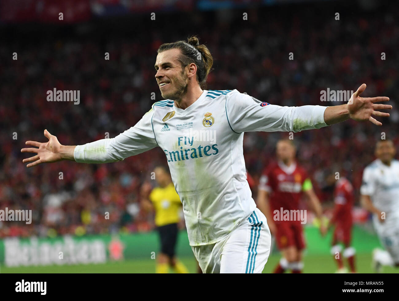 26 May 2018, Ukraine, Kiev: soccer, Champions League, Real Madrid vs FC Liverpool, finals at the Olimpiyskiy National Sports Complex. Madrid's Gareth Bale celebrates his 3-1 goal. Photo: Ina Fassbender/dpa Credit: dpa picture alliance/Alamy Live News Stock Photo