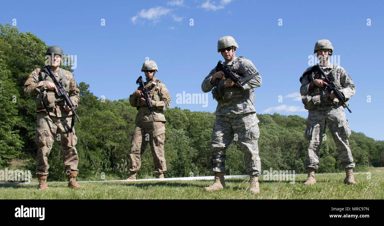 U s army sgt christopher smith hi-res stock photography and images - Page 2  - Alamy