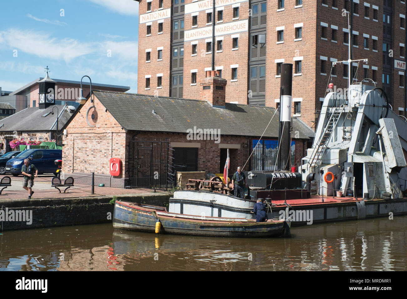 Barges in the Barge Arm of Gloucester Docks Stock Photo Alamy