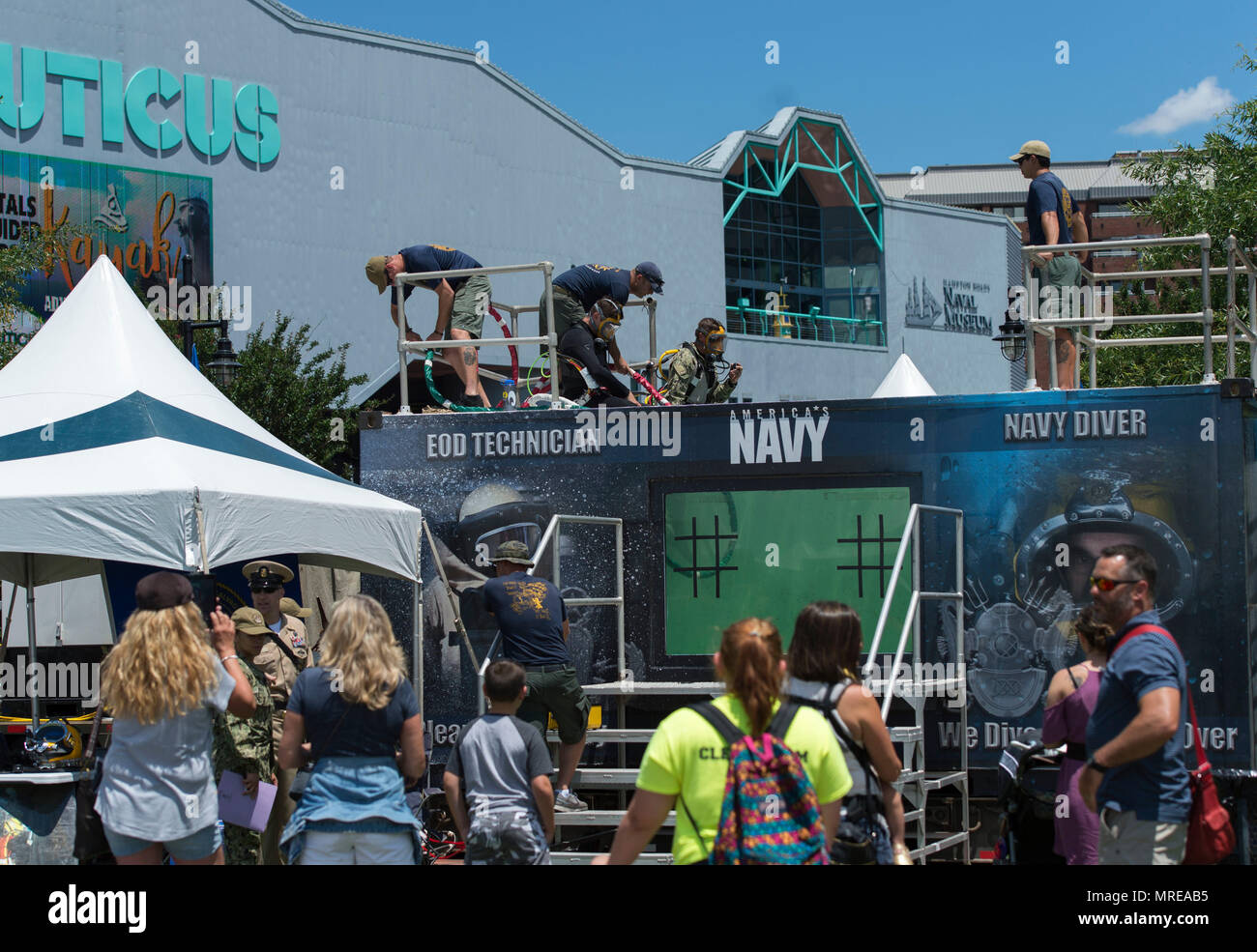 170609NSF508015 NORFOLK, Va. (June 9, 2017) Navy Divers assigned to
