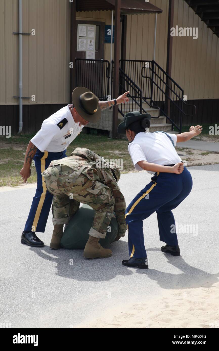 Foxtrot Company, 1st Battalion, 34th Infantry Regiment is a basic ...
