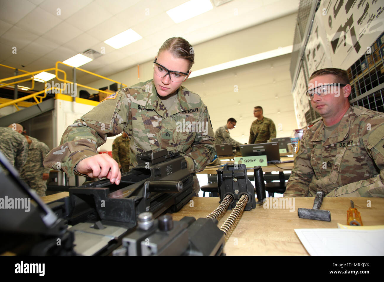 ミリタリー Walking U.S Army Sergeant 160514-A-VA095-140.JPG
