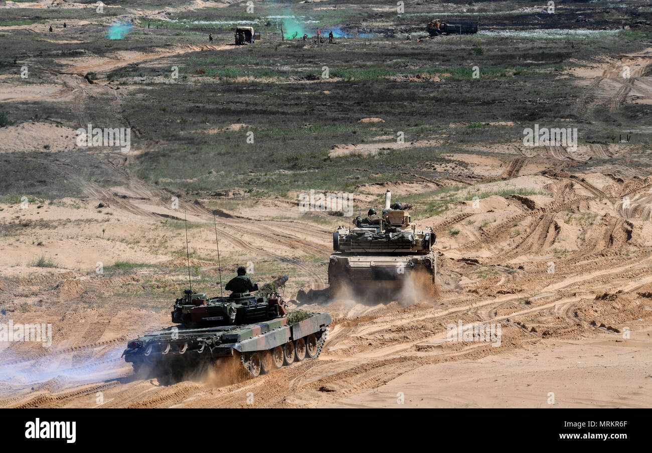 Leopard 2 And Tank High Resolution Stock Photography And Images Alamy