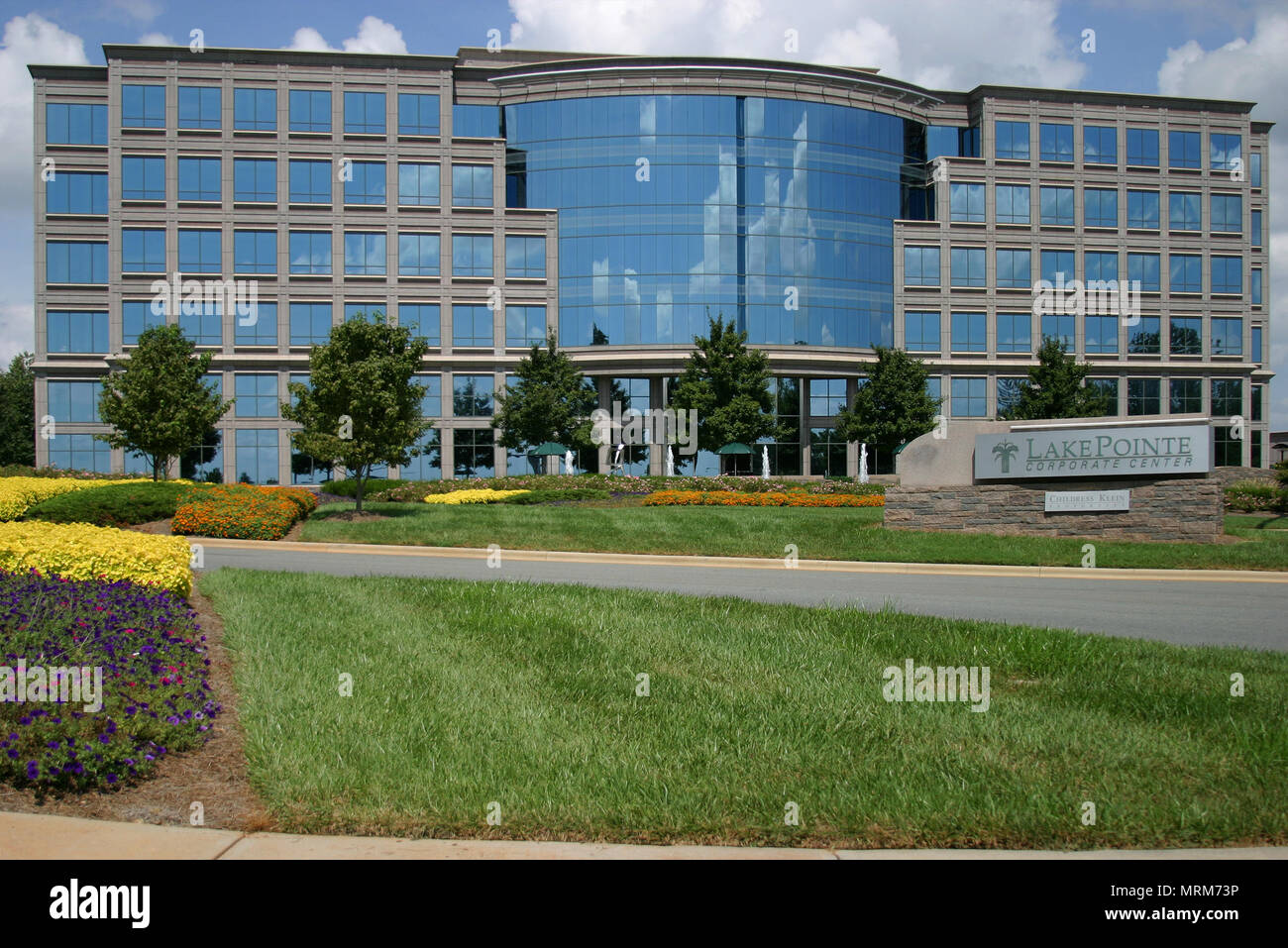 Lake Pointe Corporate Center Stock Photo Alamy