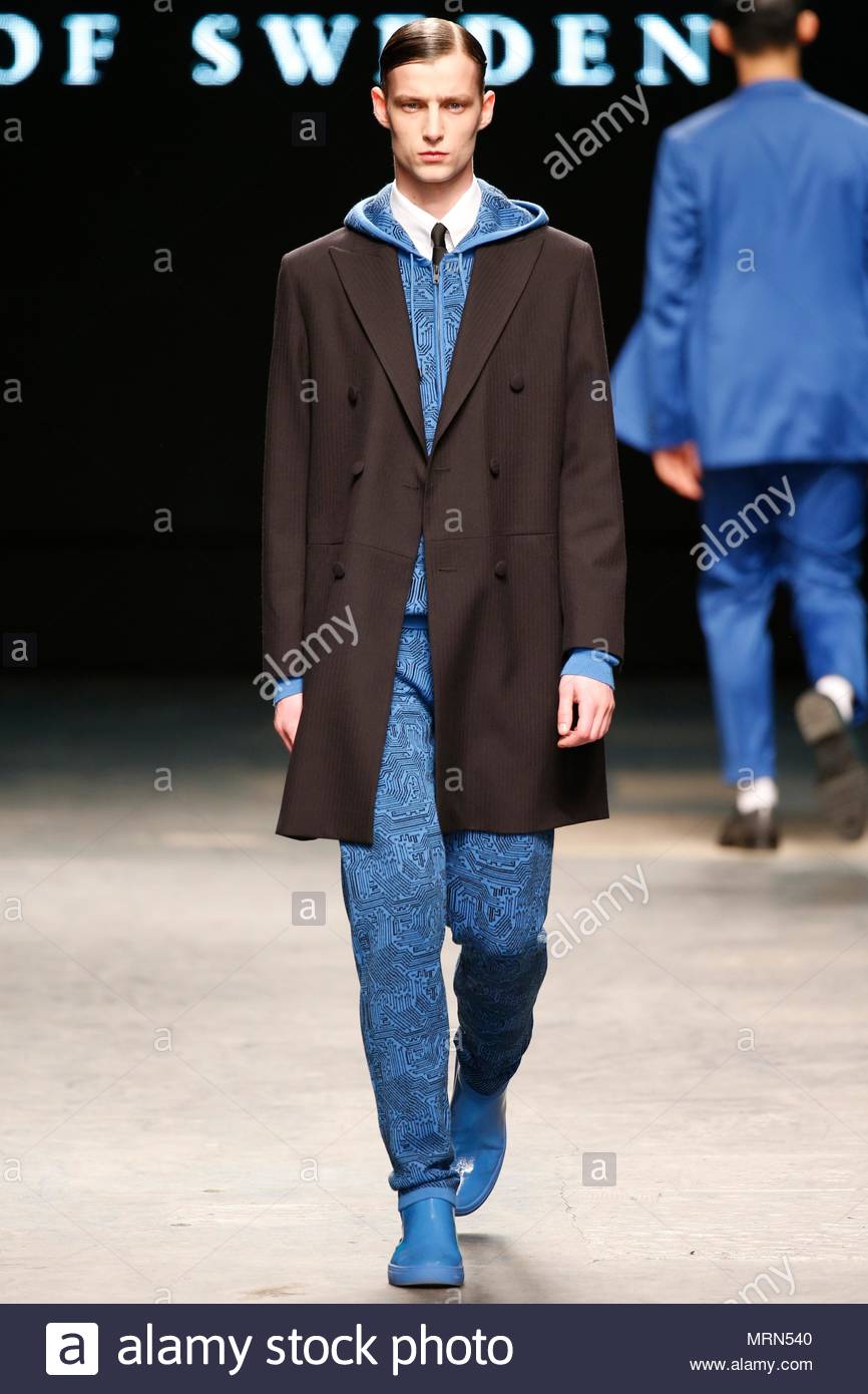 Top 10 trends fall paris fashion week Tipscolor Fashion combo to try fuchsia teal, Star Inspirationcovergirls wars inspired fashion
