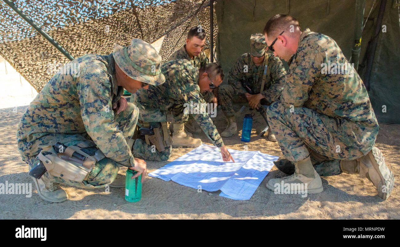 TWENTYNINE PALMS, Calif. Marines with Combat Logistics Battalion 453, Combat Logistics