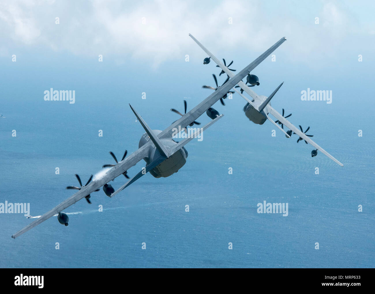 T406 Engine T406 hi-res stock photography and images - Alamy