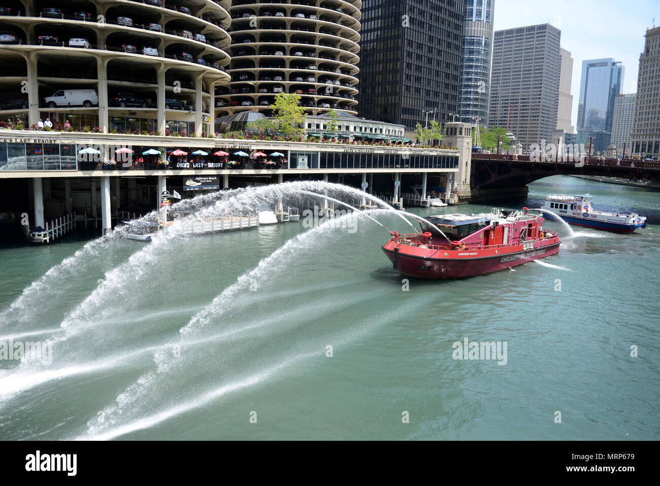 Chicago fire department boat hi-res stock photography and images - Alamy