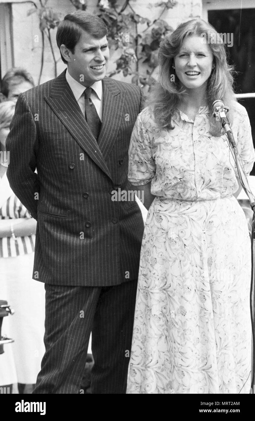 PRINCE ANDREW AND SARAH FERGUSON AT DUMMER 1984. Stock Photo