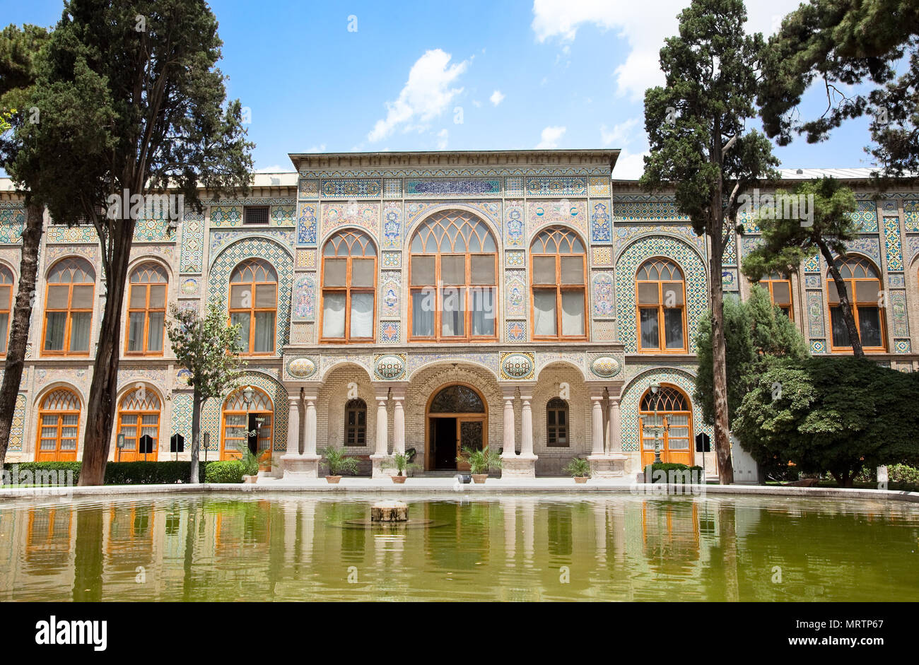 Beautyful Architecture Of Golestan Palace Tehran Iran Stock Photo Alamy beautyful-architecture-of-golestan-palace-tehran-iran-stock-photo-alamy