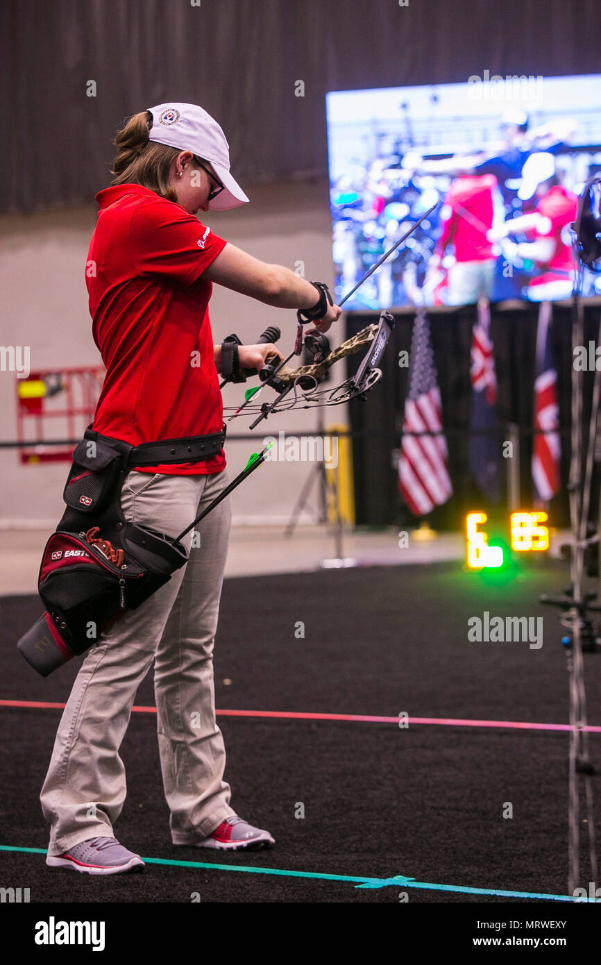 Adaptive Archery High Resolution Stock Photography and Images Alamy