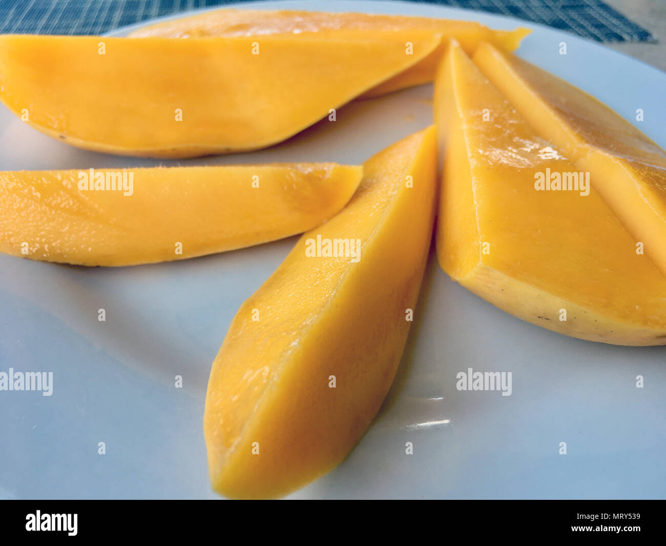 Serving fresh tropical fruit hi-res stock photography and images - Alamy