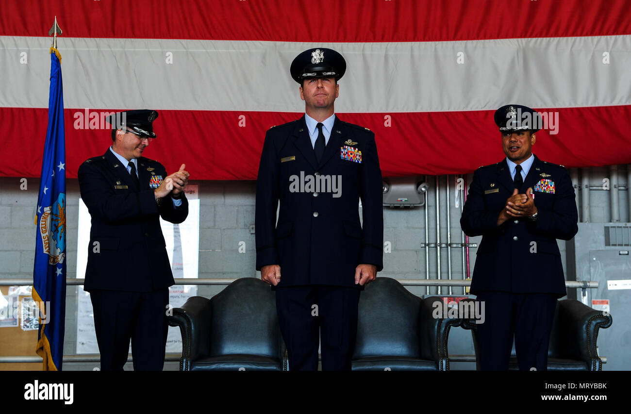The 4th Special Operations Squadron Held a change of command ceramony ...