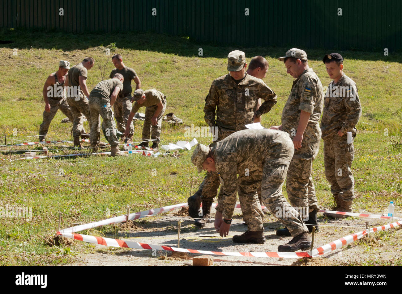 Students at the Ukrainian Observer Controller Trainer Academy build ...