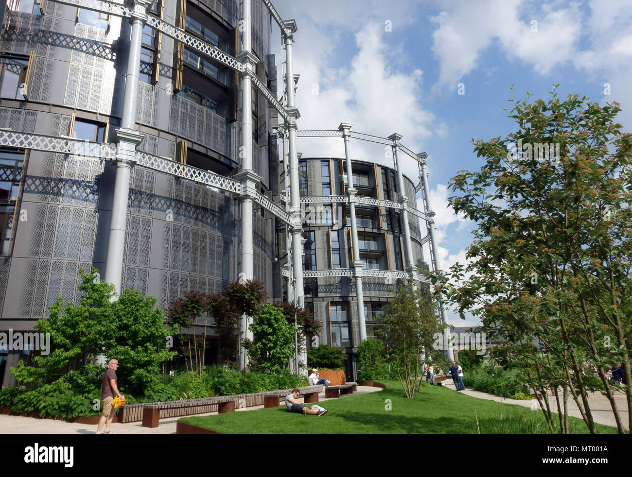 145 flats built inside Victorian gas holder frames, St Pancras Lock