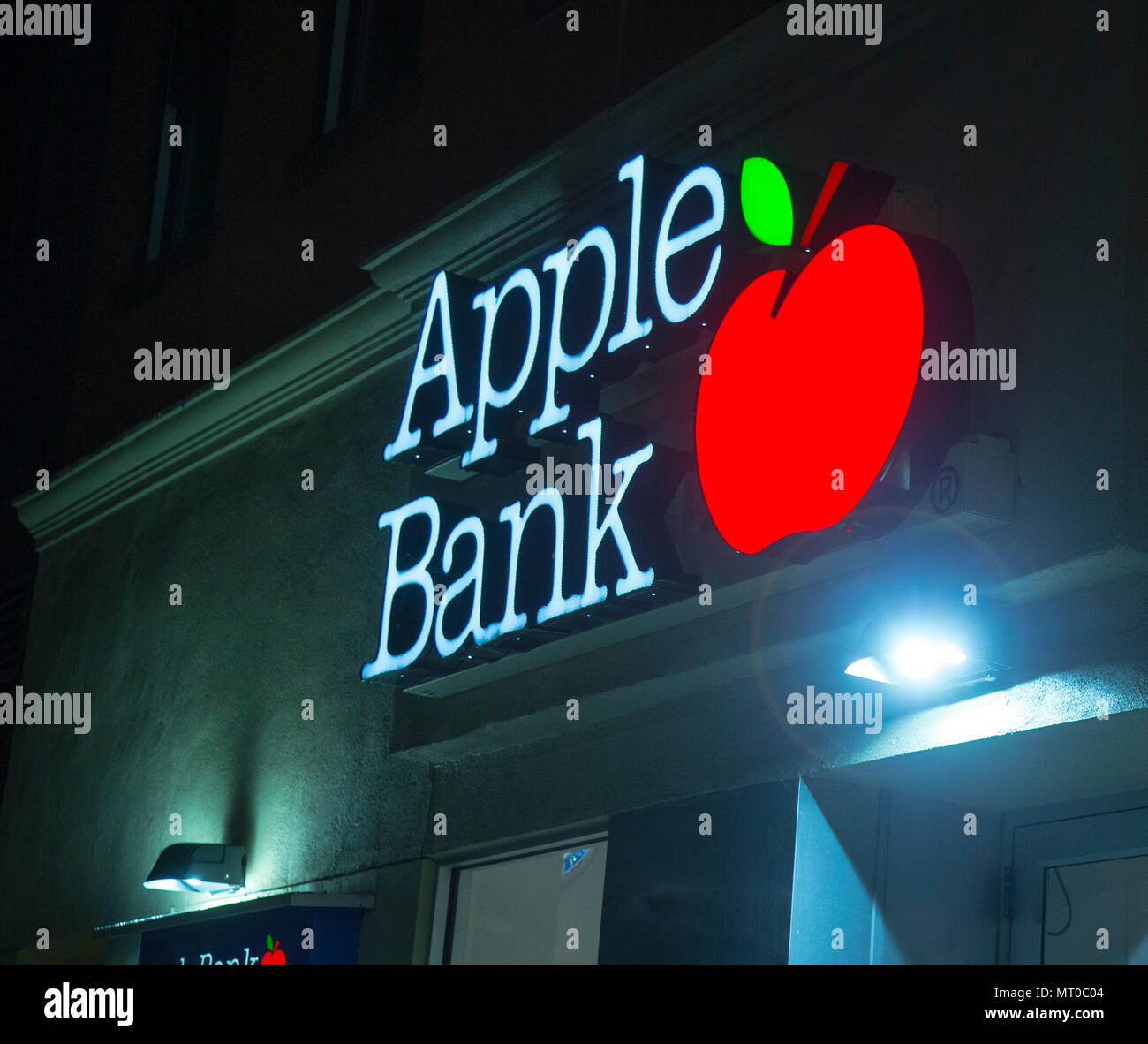 Apple bank hires stock photography and images Alamy