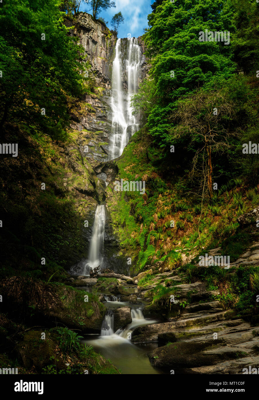 Tallest waterfall in wales hi-res stock photography and images - Alamy