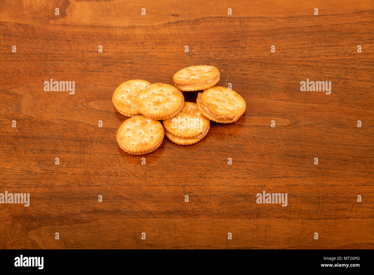 Peanut Butter Crackers Stock Photo Alamy