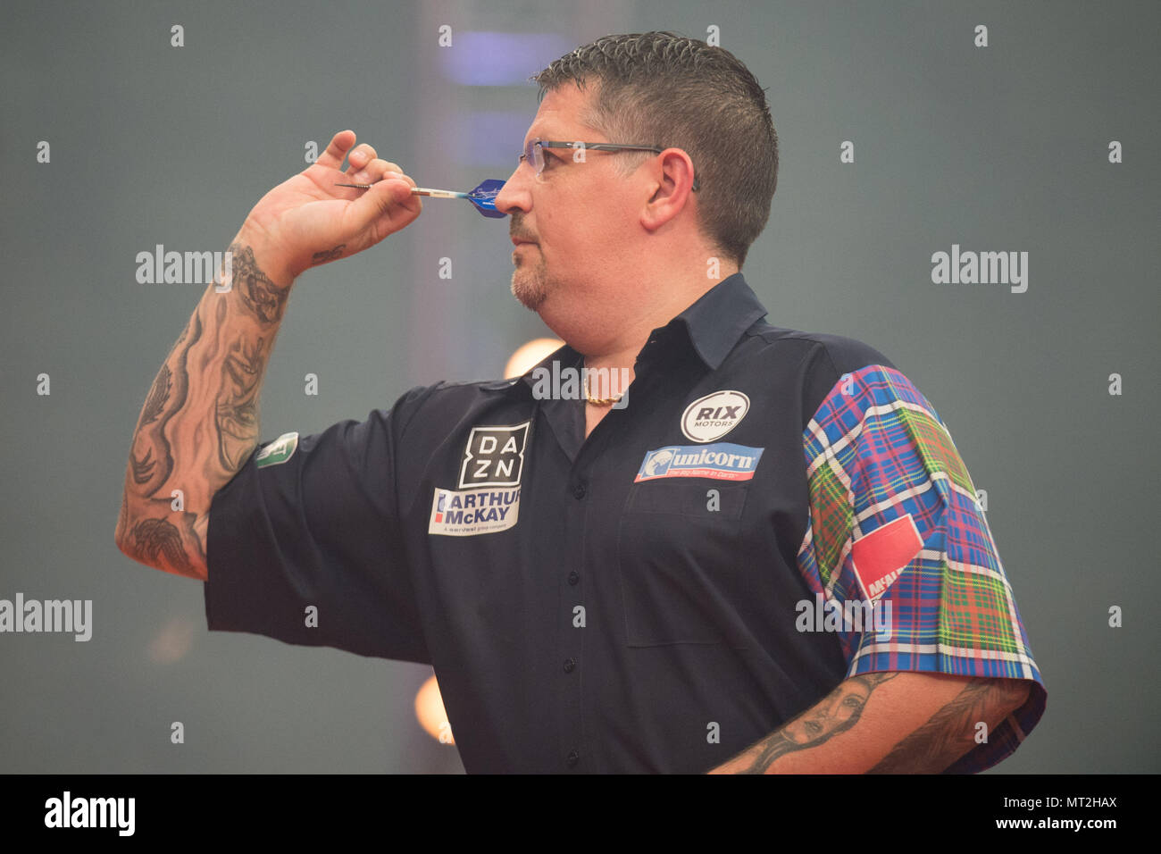 gary anderson darts