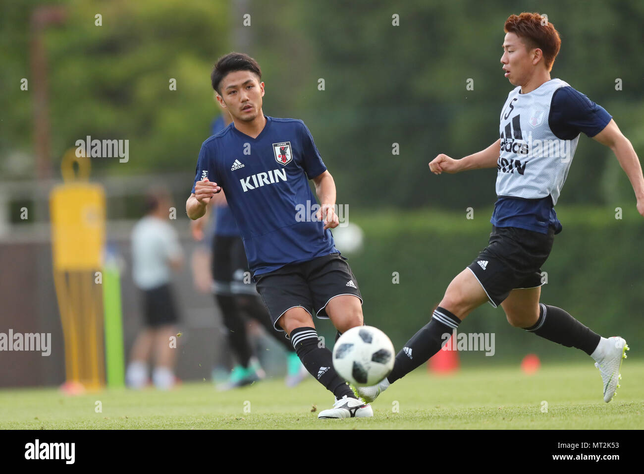 Chiba, Japan. 27th May, 2018. (L to R) Ryota Oshima, Takuma Asano (JPN) Football/Soccer : Japan national team training camp in Chiba, Japan . Credit: YUTAKA/AFLO SPORT/Alamy Live News Stock Photo