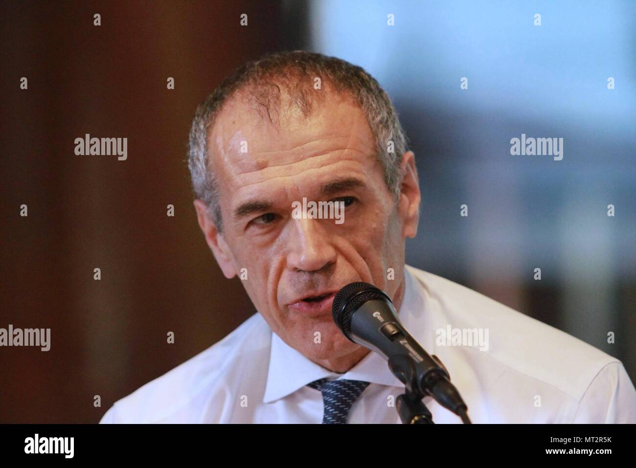 DEBATE ON PUBLIC DEBT IN STATALE WITH CARLO COTTARELLI (Alberto Cattaneo, MILAN - 2018-05-02) ps the photo can be used respecting the context in which it was taken, and without the defamatory intent of the people represented (Alberto Cattaneo, PHOTO ARCHIVE - 2018-05-28) ps the photo can be used respecting the context in which it was taken, and without the defamatory intent of the decoration of the people represented Stock Photo